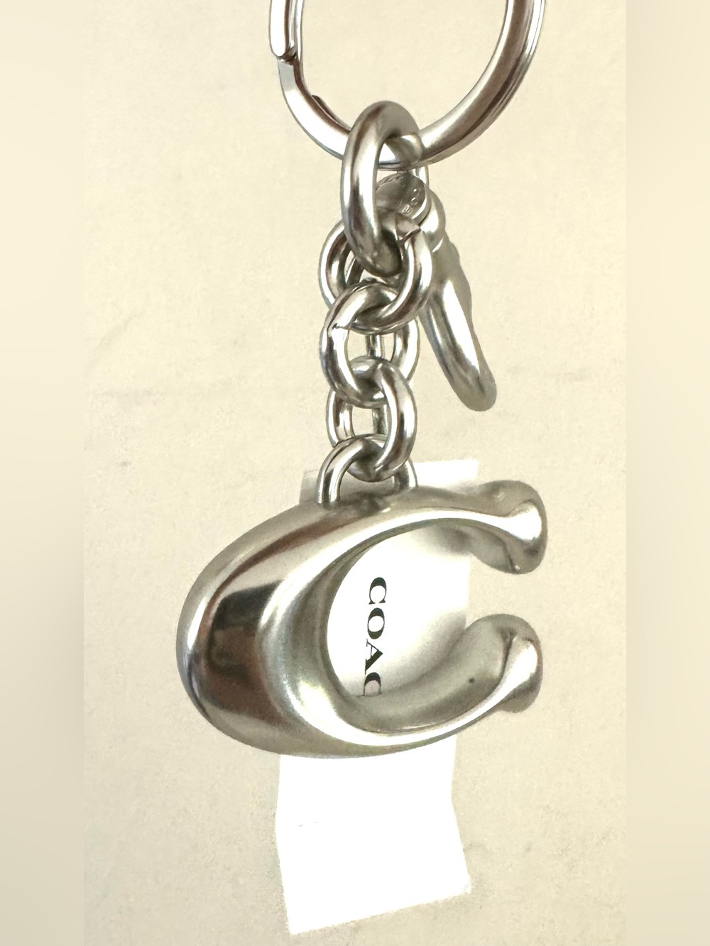 COACH NWT Silver C Bag Charm Keychain Purse Charm Gift Giftable - Picture 3 of 7